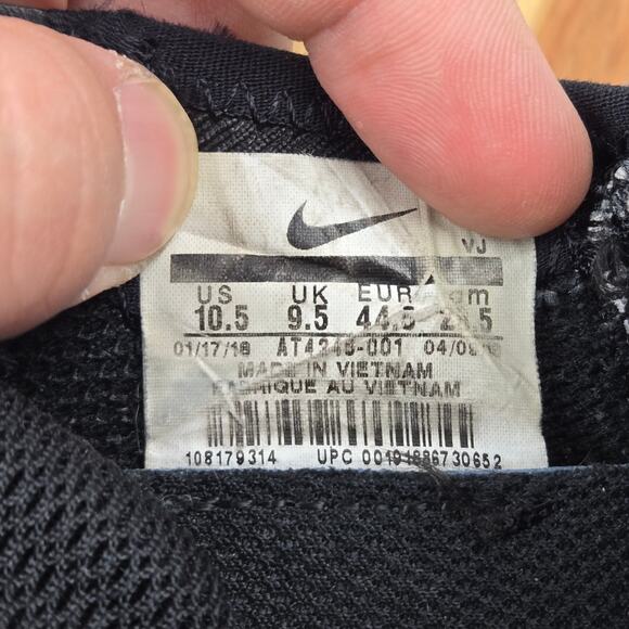 Nike Mens 10.5 Free Rn 2018 Just Do It Black Orange Daily Sneaker AT4246-001 - Picture 12 of 12